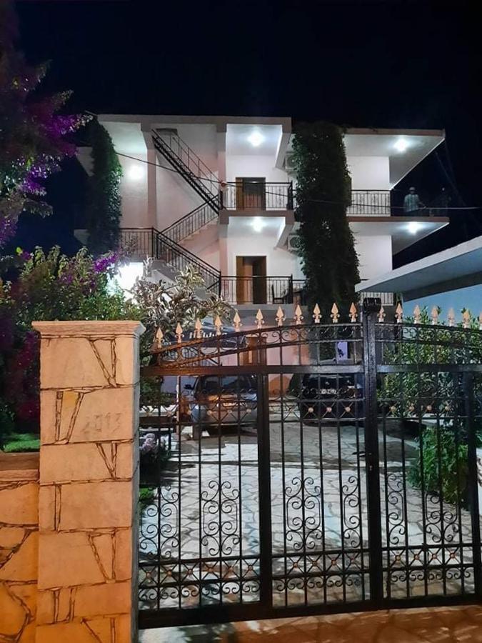 Villa Festim Ксамил Экстерьер фото